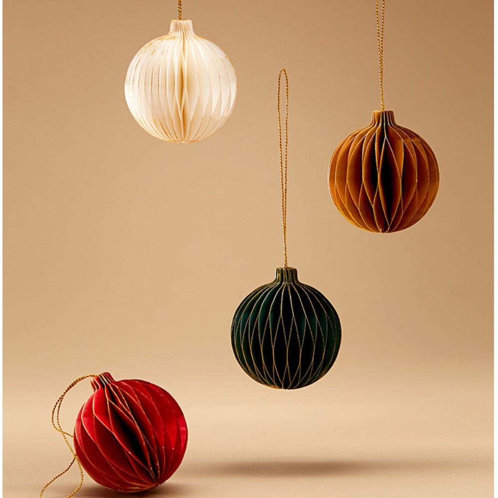 Handcrafted Artisanal honeycomb golden touch 3D paper ornaments set of 4 NWT